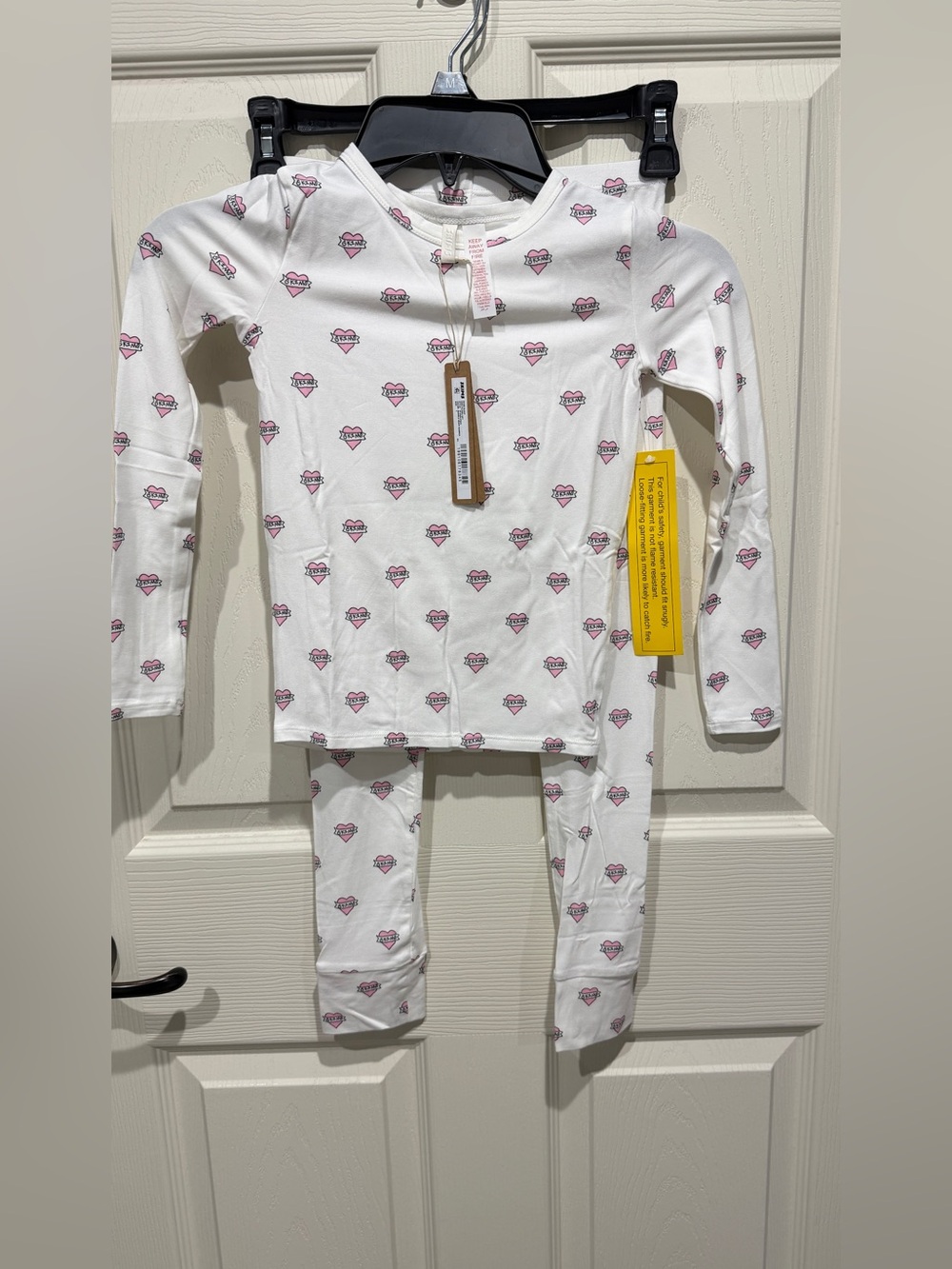 skims kids pjs hearts size 7 and 10 available